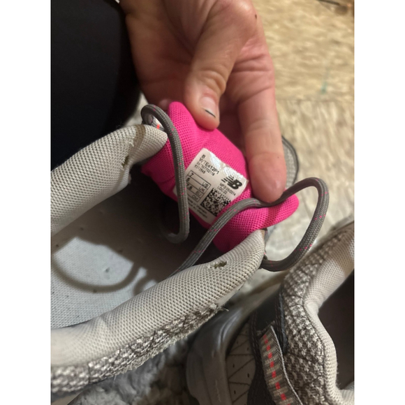 New Balance - Picture 8 of 8